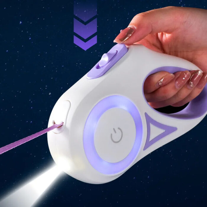 Fantastic Dog Leash With Built-in Spotlight For Extra Safety - Image 3