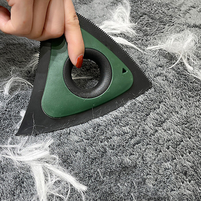 Triangle Electrostatic Dog Hair Cleaner - Image 8